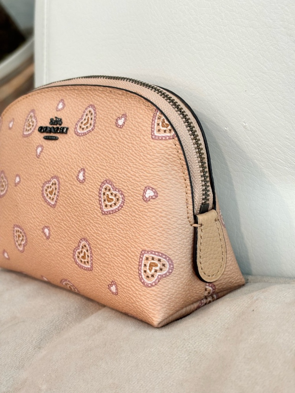 COACH Cosmetic Case 17 with Western Heart Print - Picture 4 of 13